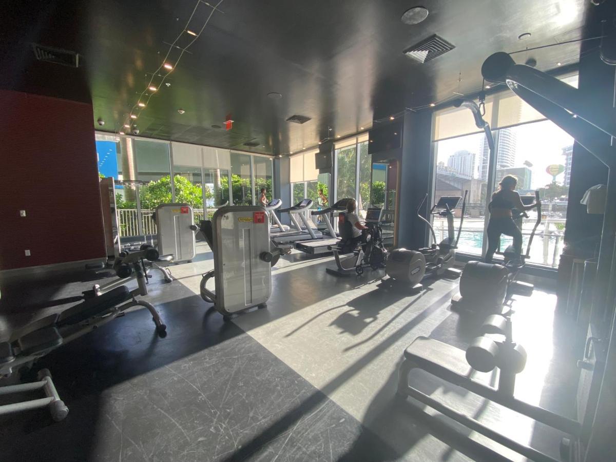 Miami Beach Studio Amazing Views 405B شاطئ هالانديل المظهر الخارجي الصورة