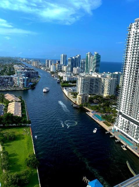 Miami Beach Studio Amazing Views 405B شاطئ هالانديل المظهر الخارجي الصورة